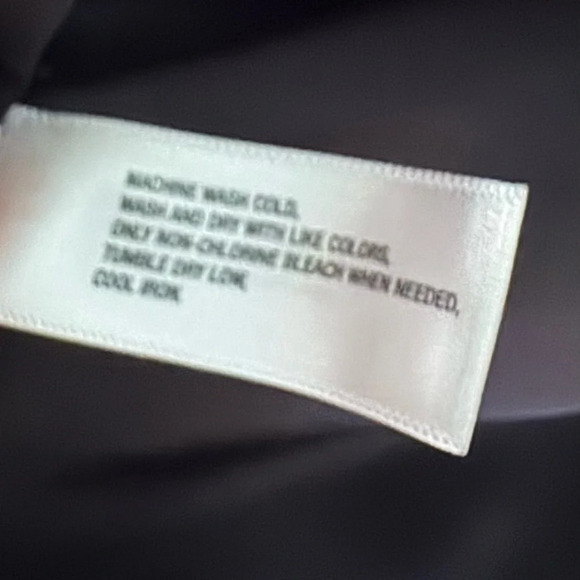 GAP Black Satin Tie Belt 2 Pocket Partial Back Elastic Waist Mini Skirt Size 2 - Picture 6 of 7